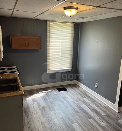 2nd image of 505 Troy St #3