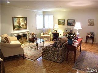 1st image of 118 Valley Club Cir