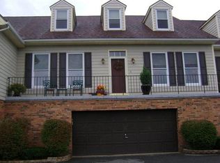 8 Estates Dr, New Hartford, NY 13413