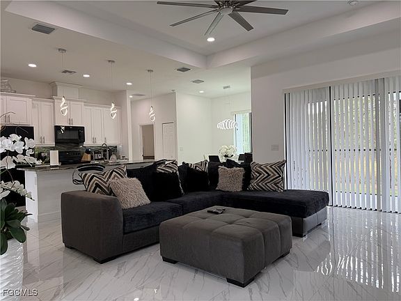 5th image of 1807 W 11th St