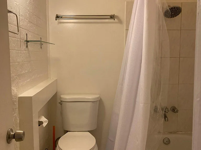 708 Amador St — Photo 12