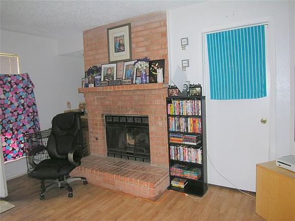4th image of 3429 Jewell Dr