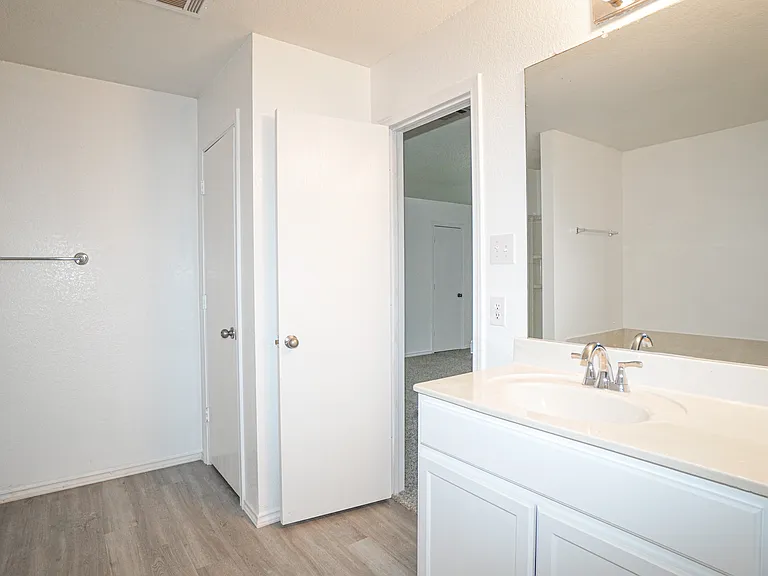 4006 Collin Ct — Photo 26