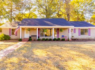 709 W Center St, Beebe, AR 72012