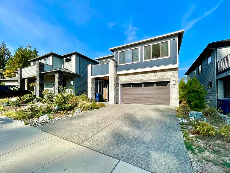 1525 184th St SW — Photo 2