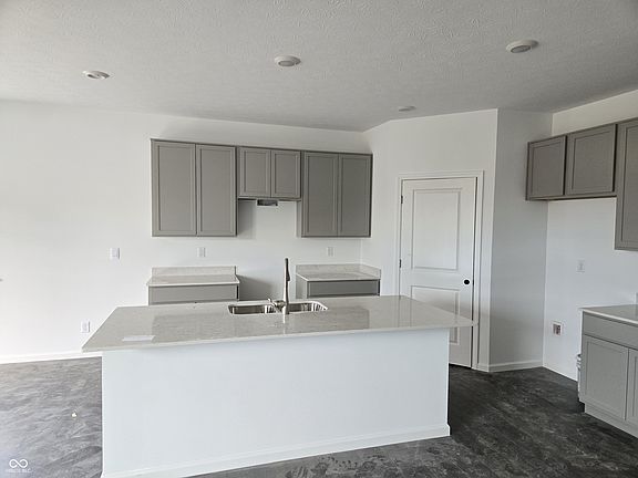 3rd image of 8774 Walker St