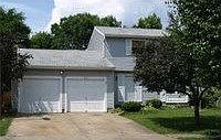 1st image of 831 McDonell Dr