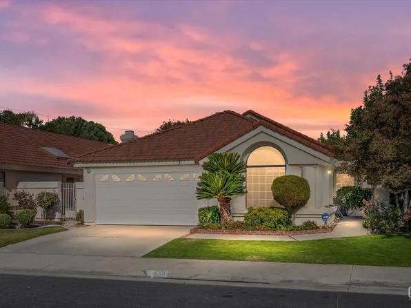 8208 New Castle St, Bakersfield, CA 93311