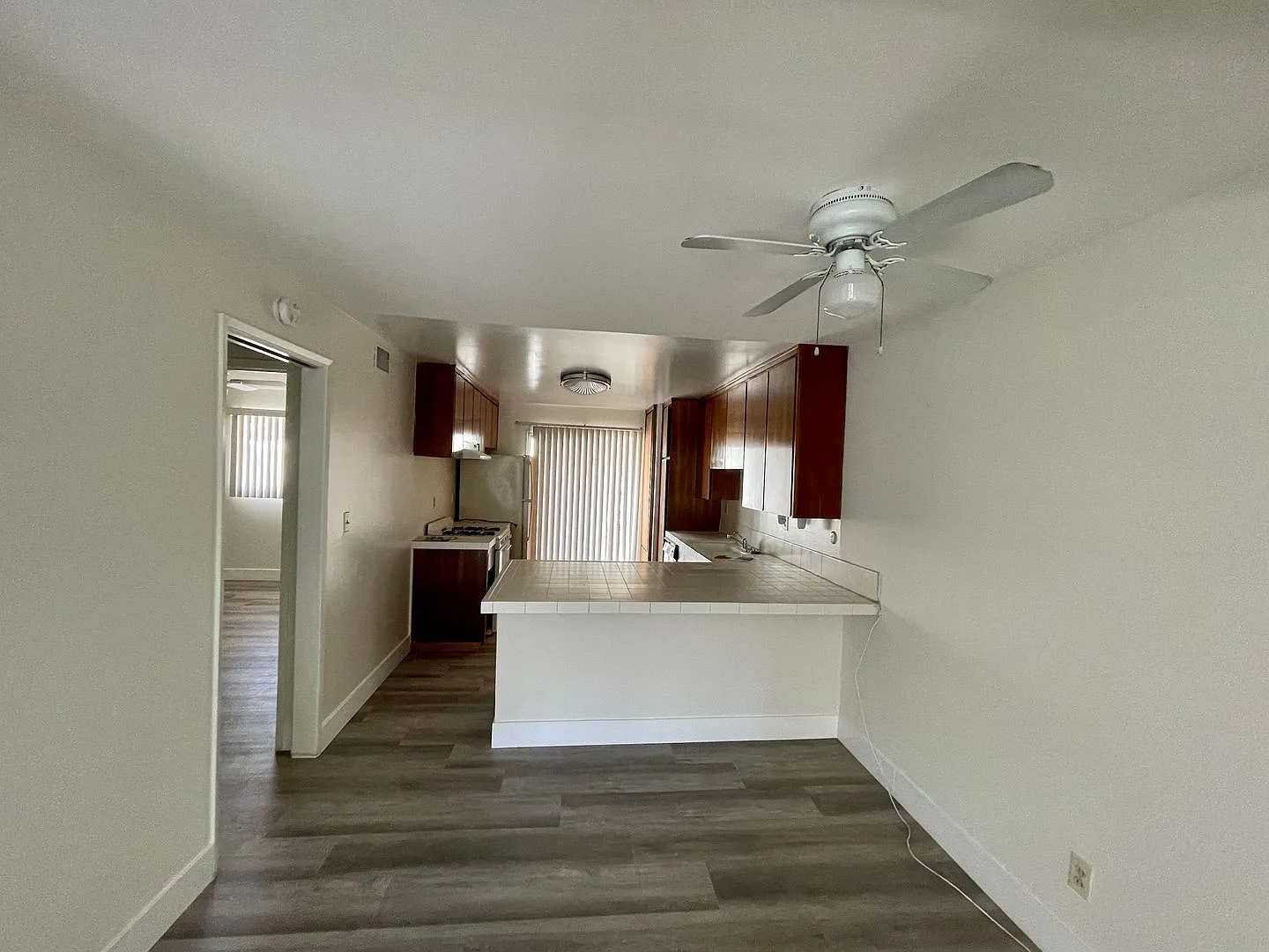Cute 1 Bedroom 1 Bath Townhome for Rent — Photo 4
