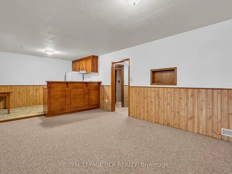 126 Nelson St W #A — Photo 21