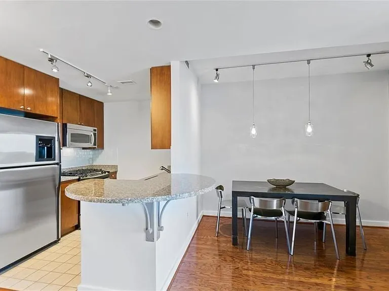 3338 Peachtree Rd NE #1104 — Photo 13