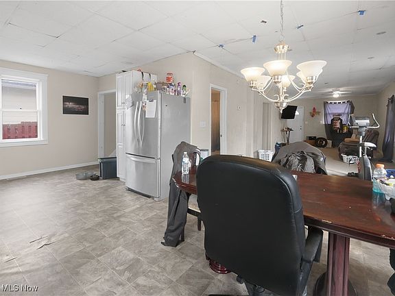 5th image of 428 Bonnie Brae Ave SE