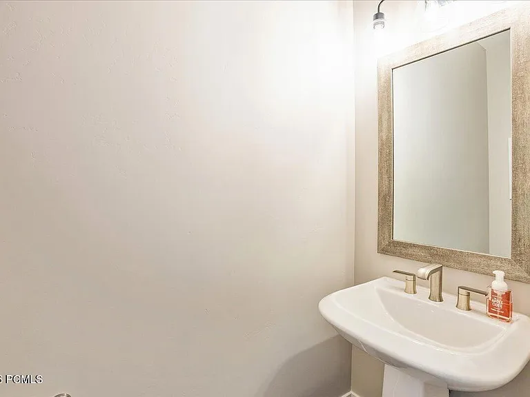 11541 N Upside Dr — Photo 47