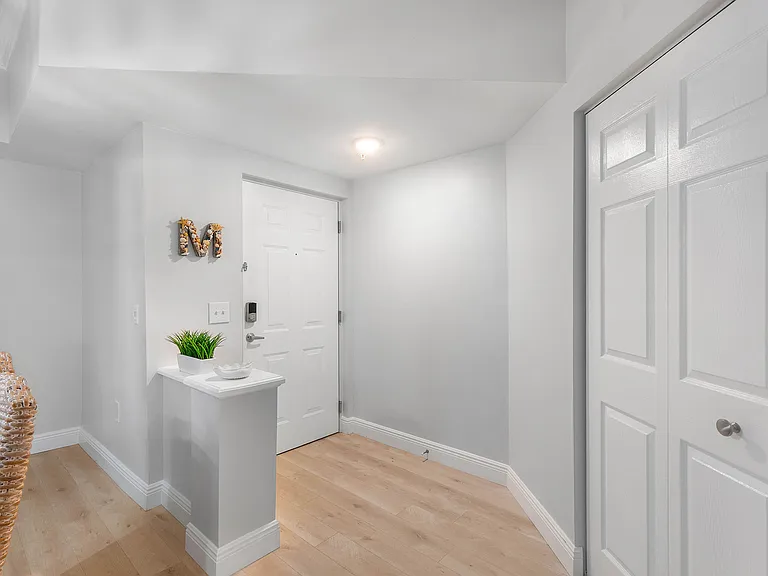 2408 Tuscany Way #2408 — Photo 4