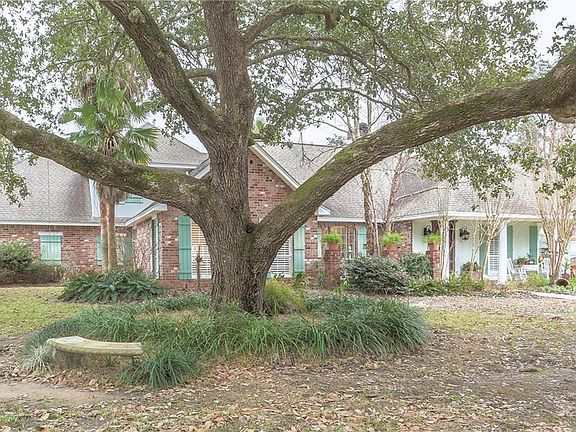 2nd image of 4103 Beau Chene Dr
