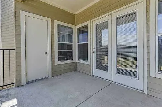 1901 Crossing Pl #2203 — Photo 8
