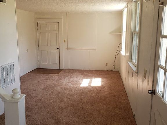 5th image of 1621 E 110th St S