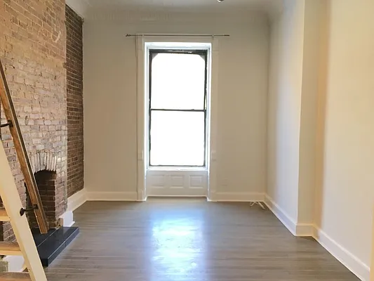 Rented by Sky Management | media 44