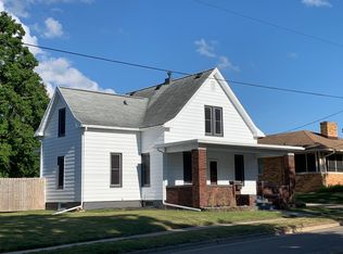 131 N Main St, Washington, IL 61571