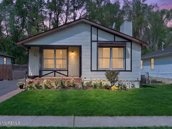 27 Brookview Lane, Manalapan, NJ 07726