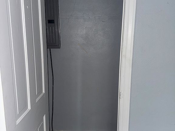 3rd image of 305 W 6th St #1