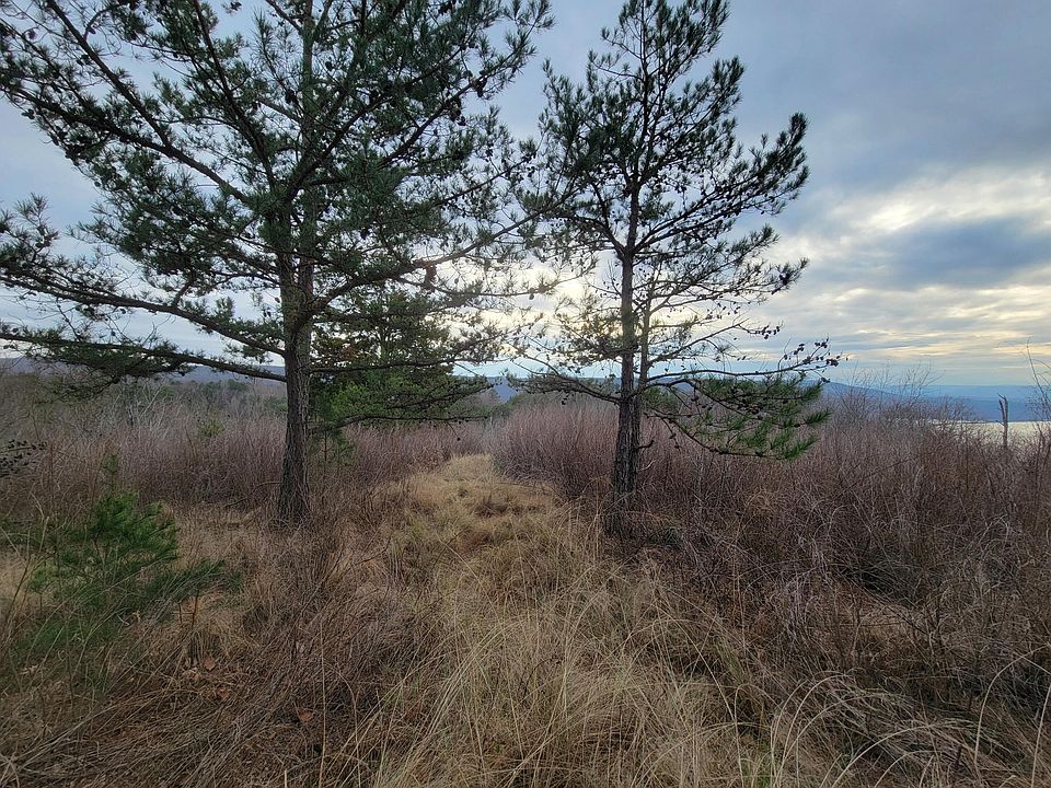 2nd image of 7 Pinnacle Point Dr #7
