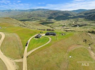 34 Deirdre Ln, Horseshoe Bend, ID 83629