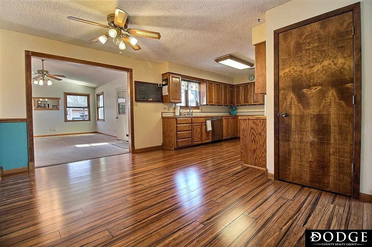 1032 W Dakota St, Fremont, NE 68025 Zillow