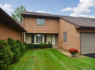 195 Scarlett Dr, Commack, NY 11725