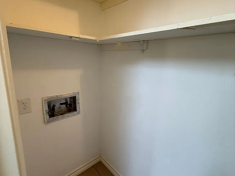 1629 Susan Dr — Photo 7