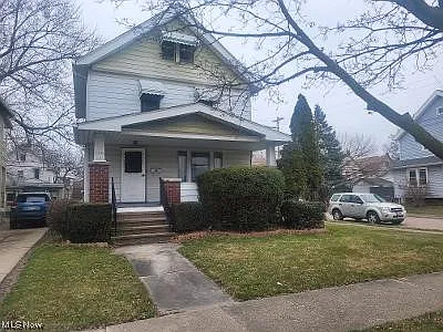 3452 W 119th St photo 1