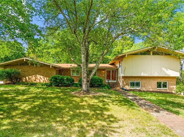 (undisclosed Address), High Point, NC 27262