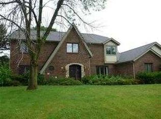 3921 Shagbark Ln, Dayton, OH 45440