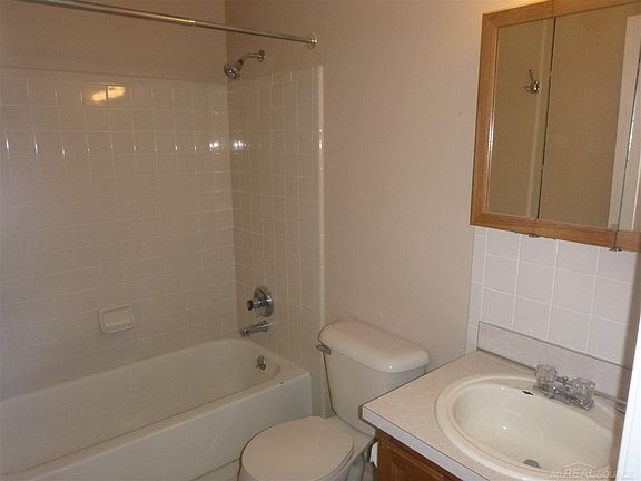 5th image of 27611 Harrison Woods Ln #65