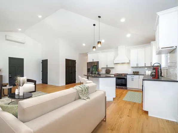 6 - 1 River Oaks Way #6-1, Falmouth, ME 04105