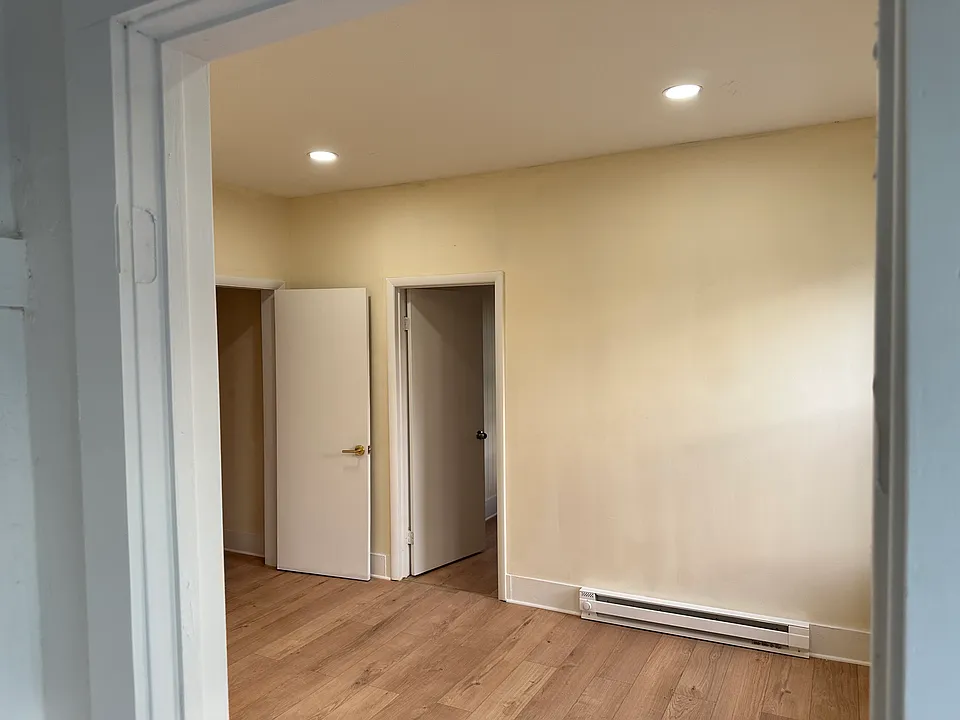 203 Brookside Ave #2