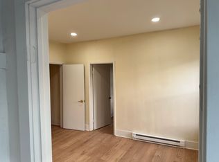 203 Brookside Ave APT 2, Amsterdam, NY 12010