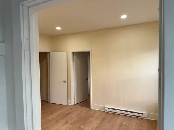 203 Brookside Ave APT 2, Amsterdam, NY 12010