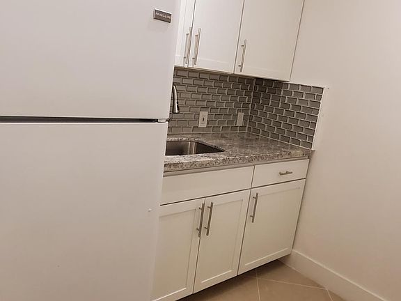 2nd image of 1372 164th Pl NE