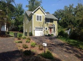 1419 Gentry Ln, Charlottesville, VA 22903