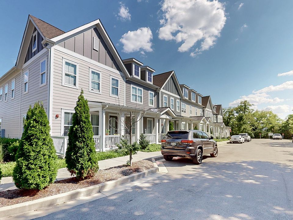 1st image of 414 Herringbone Ct