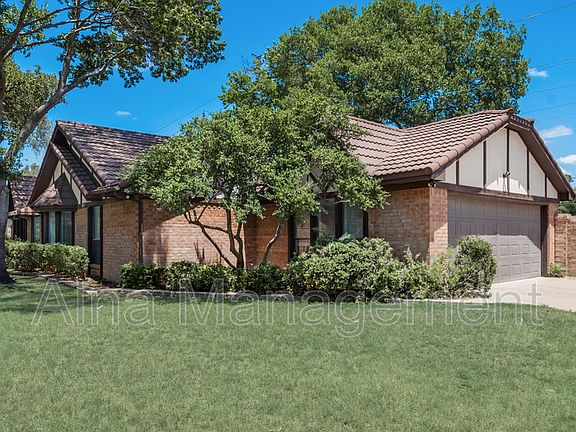 2nd image of 4317 Plantation Dr