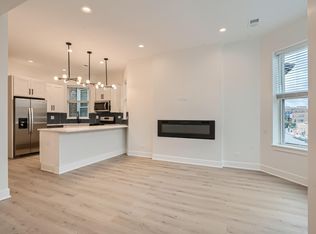 3509 N Sheffield Ave, Chicago, IL 60657