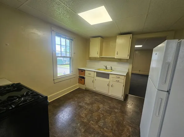 2002 Jefferson Street, 2002 Jefferson St #3, Anderson, IN 46016