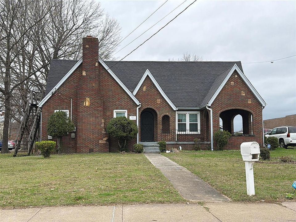 1st image of 1007 E Chester St