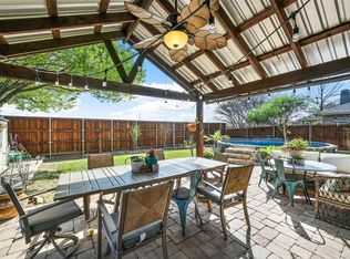 805 Pennsylvania Dr, Saginaw, TX 76131