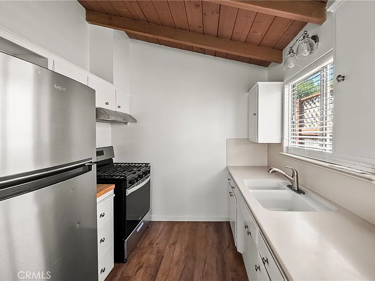 135 High Dr — Photo 6