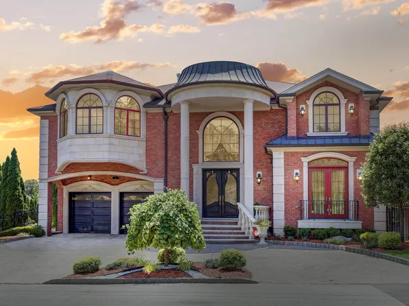 2 Euclid Rd, Fort Lee, NJ 07024