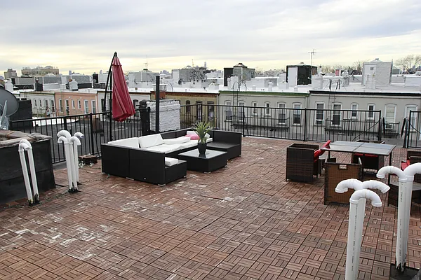 Rented by Rennit Inc. | media 34