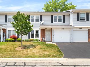 435 Wright Ct, Bolingbrook, IL 60440